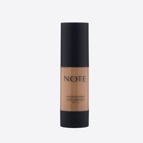 Note Mattifying Extreme Wear Foundation 008